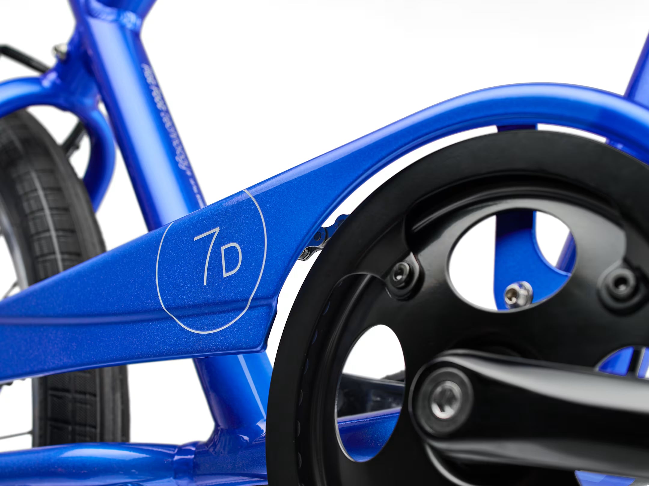 Townie 7D Step Over 26 Hyper Blue